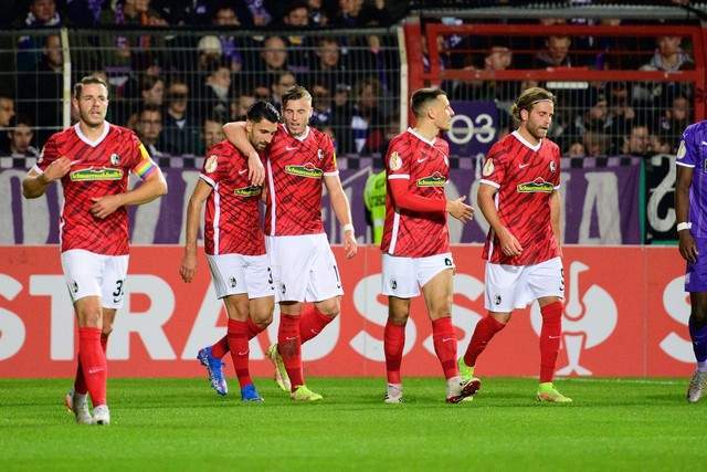 塔图姆36+10哈利伯顿缺阵 绿军逆转步行者3-0