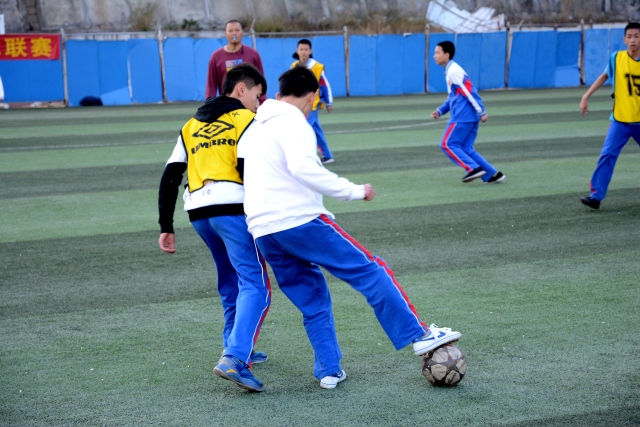 廖三宁20分北控险胜首钢 邹阳22+17福建负深圳