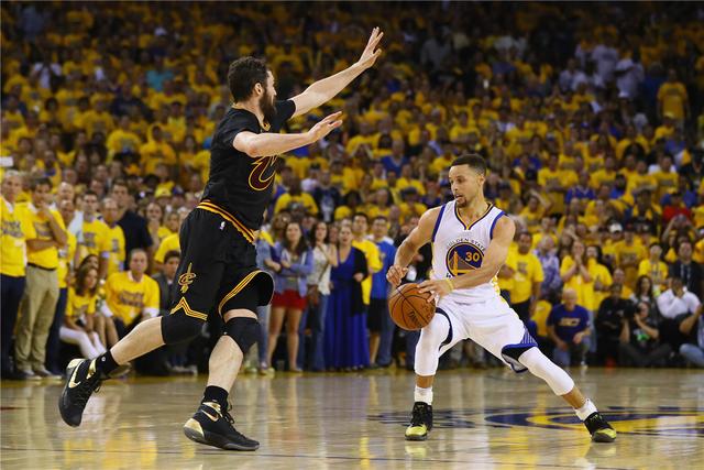 英超-B费世界波霍伊伦破门 曼联2-3诺丁汉森林